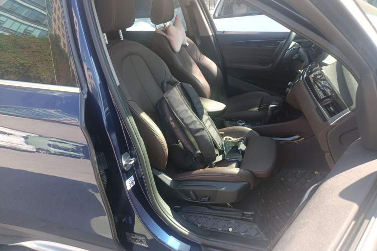 Used BMW X1 New Energy 2020 xDrive30Le Premium Edition Right Front Seat