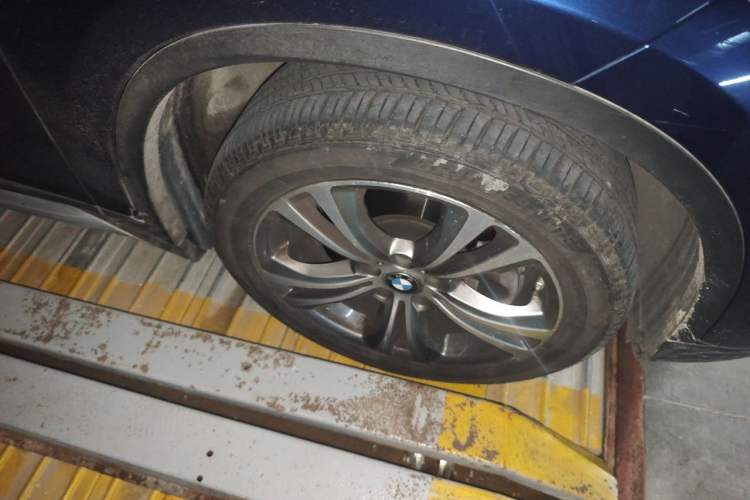 Used BMW X1 New Energy 2020 xDrive30Le Premium Edition Right Front Wheel Hub