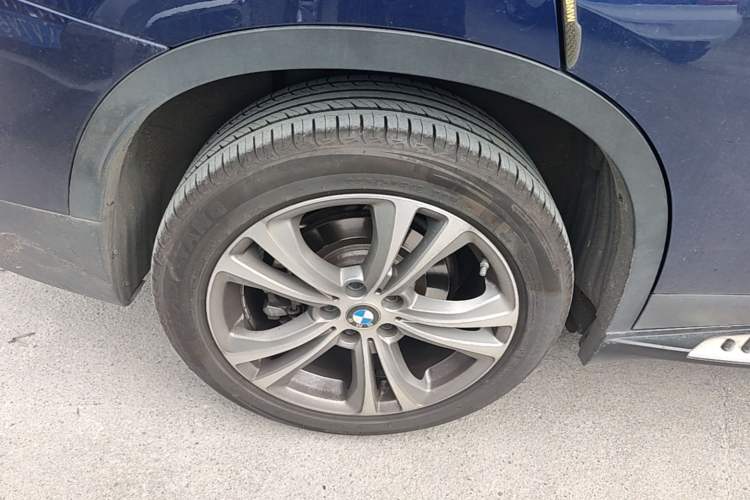 Used BMW X1 New Energy 2020 xDrive30Le Premium Edition Right Rear Wheel Hub