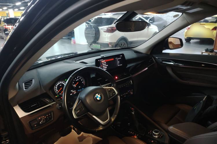Used BMW X1 New Energy 2020 xDrive30Le Premium Edition Center Console