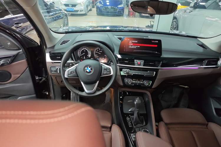 Used BMW X1 New Energy 2020 xDrive30Le Premium Edition Center Console