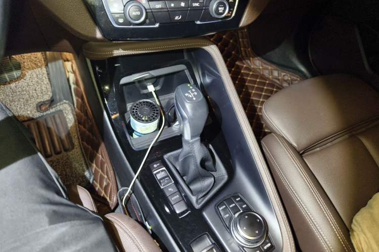Used BMW X1 New Energy 2020 xDrive30Le Premium Edition Gear Lever