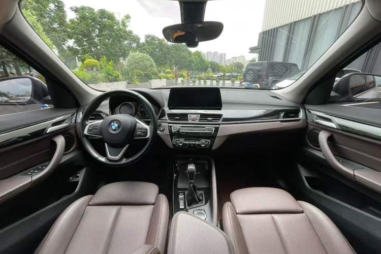 Used BMW X1 New Energy 2020 xDrive30Le Premium Edition Center Console