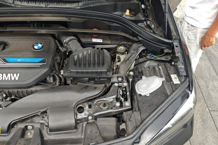 Used BMW X1 New Energy 2020 xDrive30Le Premium Edition Engine Bay Left