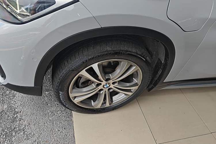 Used BMW X1 New Energy 2020 xDrive30Le Premium Edition Left Front Wheel Hub