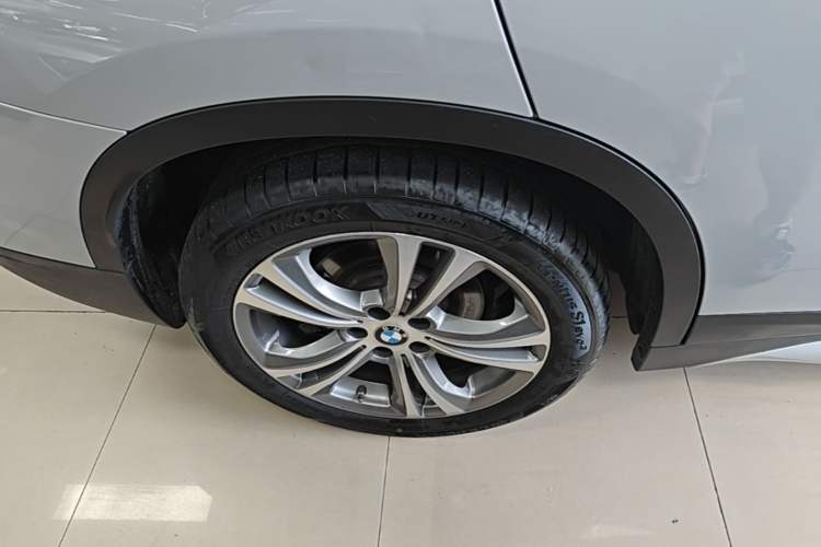 Used BMW X1 New Energy 2020 xDrive30Le Premium Edition Right Rear Wheel Hub