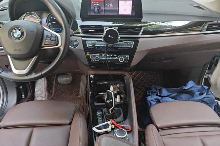 Used BMW X1 New Energy 2020 xDrive30Le Premium Edition Audio And AC Panel