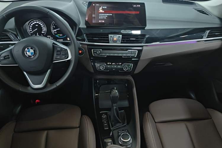 Used BMW X1 New Energy 2020 xDrive30Le Premium Edition Audio And AC Panel