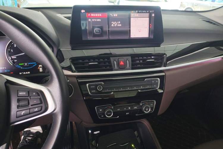 Used BMW X1 New Energy 2020 xDrive30Le Premium Edition Audio And AC Panel