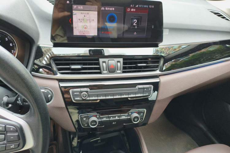 Used BMW X1 New Energy 2020 xDrive30Le Premium Edition Audio And AC Panel