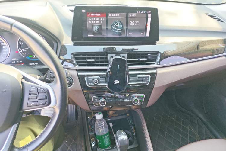 Used BMW X1 New Energy 2020 xDrive30Le Premium Edition Audio And AC Panel