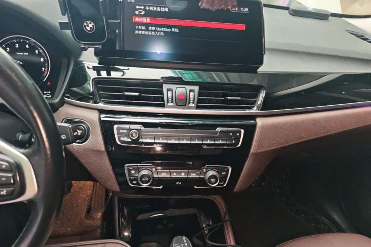 Used BMW X1 New Energy 2020 xDrive30Le Premium Edition Audio And AC Panel