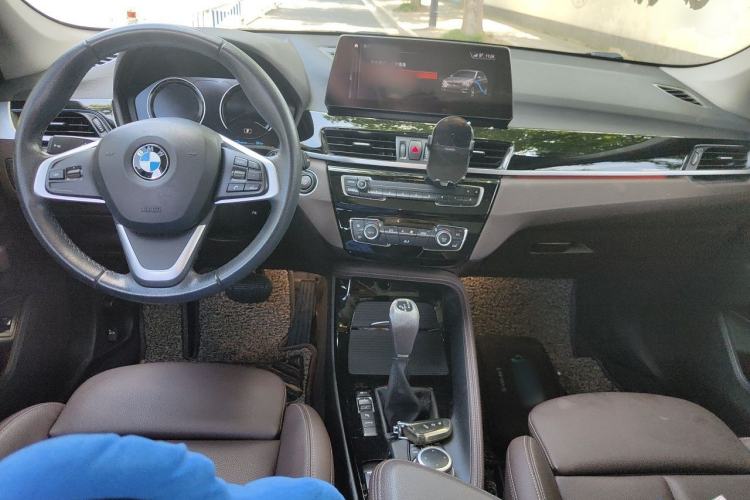 Used BMW X1 New Energy 2020 xDrive30Le Premium Edition Center Console