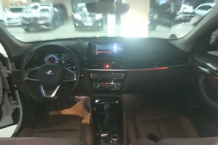 Used BMW X1 New Energy 2020 xDrive30Le Premium Edition Center Console