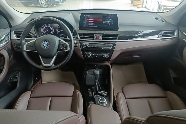 Used BMW X1 New Energy 2020 xDrive30Le Premium Edition Center Console