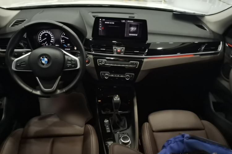 Used BMW X1 New Energy 2020 xDrive30Le Premium Edition Center Console