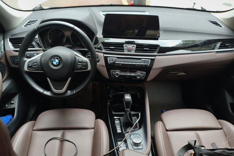 Used BMW X1 New Energy 2020 xDrive30Le Premium Edition Center Console