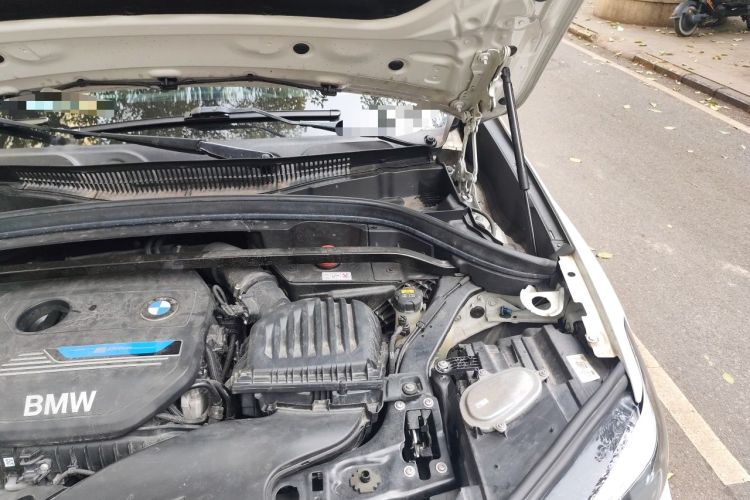 Used BMW X1 New Energy 2020 xDrive30Le Premium Edition Engine Bay Left