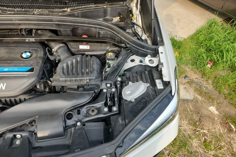 Used BMW X1 New Energy 2020 xDrive30Le Premium Edition Engine Bay Left