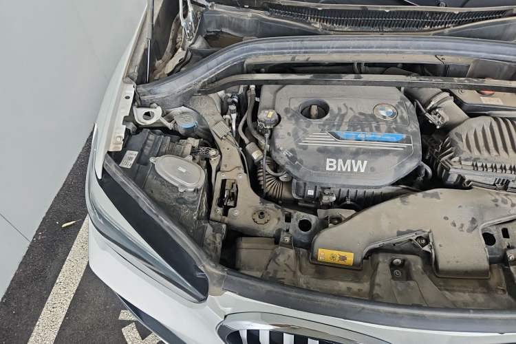 Used BMW X1 New Energy 2020 xDrive30Le Premium Edition Engine Bay Right