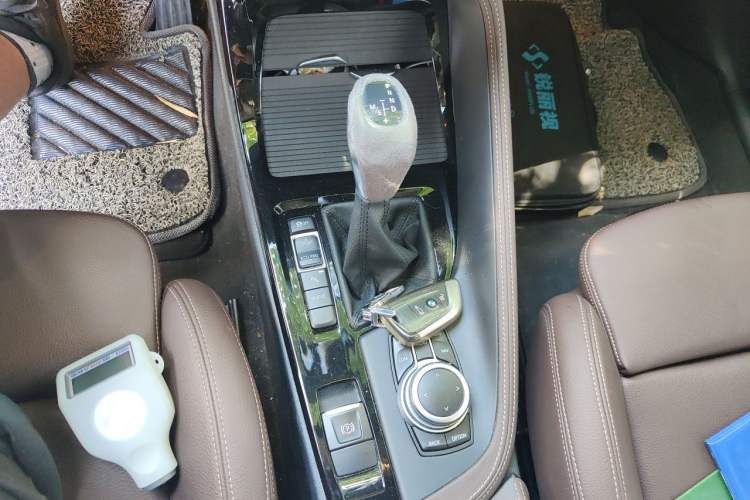 Used BMW X1 New Energy 2020 xDrive30Le Premium Edition Gear Lever