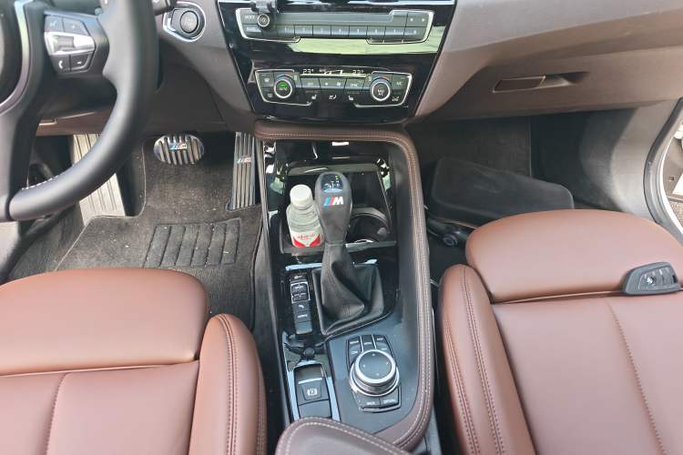 Used BMW X1 New Energy 2020 xDrive30Le Premium Edition Gear Lever