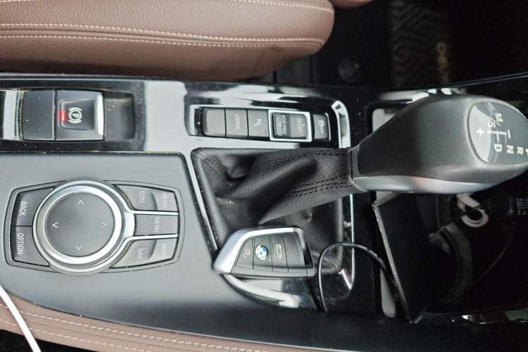 Used BMW X1 New Energy 2020 xDrive30Le Premium Edition Gear Lever