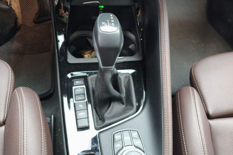 Used BMW X1 New Energy 2020 xDrive30Le Premium Edition Gear Lever