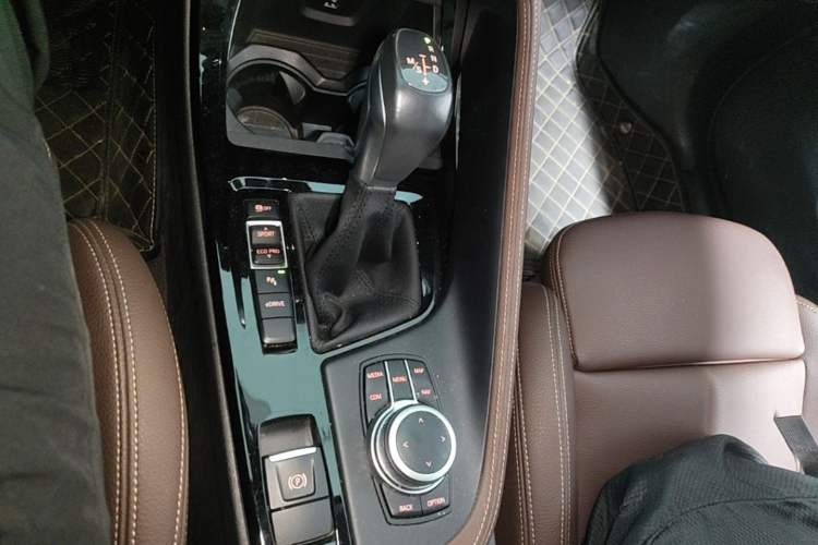 Used BMW X1 New Energy 2020 xDrive30Le Premium Edition Gear Lever