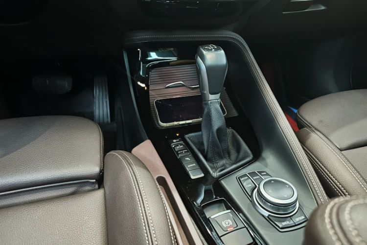 Used BMW X1 New Energy 2020 xDrive30Le Premium Edition Interior 13