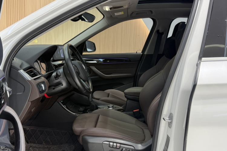 Used BMW X1 New Energy 2020 xDrive30Le Premium Edition Interior 9