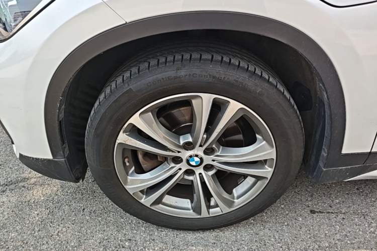 Used BMW X1 New Energy 2020 xDrive30Le Premium Edition Left Front Wheel Hub