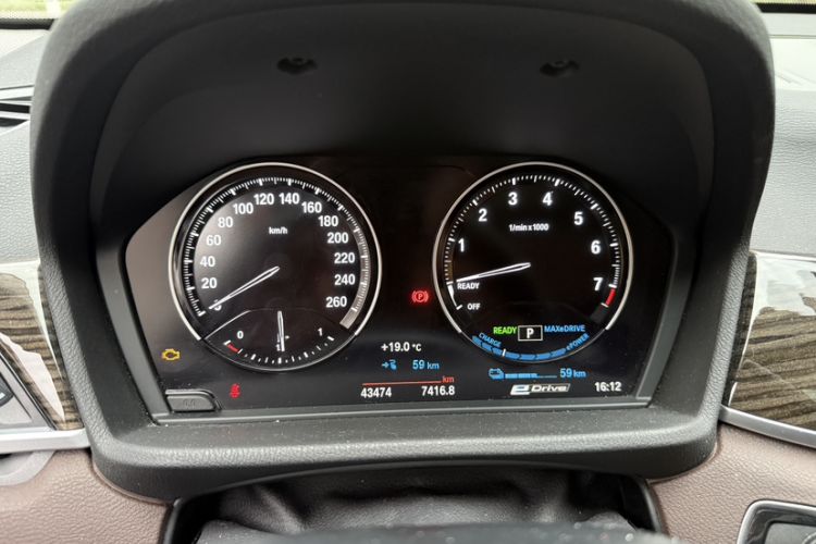 Used BMW X1 New Energy 2020 xDrive30Le Premium Edition Odometer Close Up
