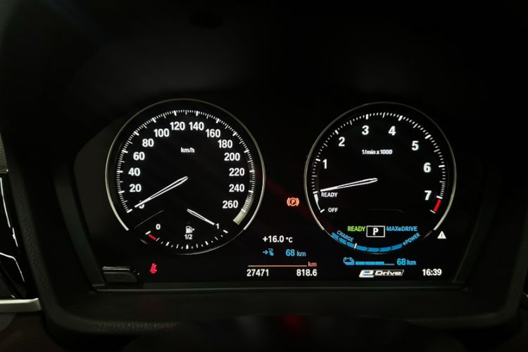 Used BMW X1 New Energy 2020 xDrive30Le Premium Edition Odometer Close Up
