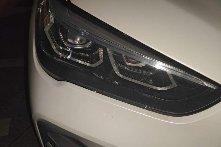 Used BMW X1 New Energy 2020 xDrive30Le Premium Edition Right Front Headlight