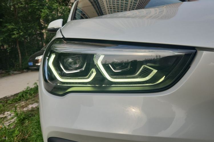 Used BMW X1 New Energy 2020 xDrive30Le Premium Edition Right Front Headlight