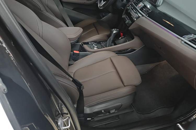 Used BMW X1 New Energy 2020 xDrive30Le Premium Edition Right Front Seat