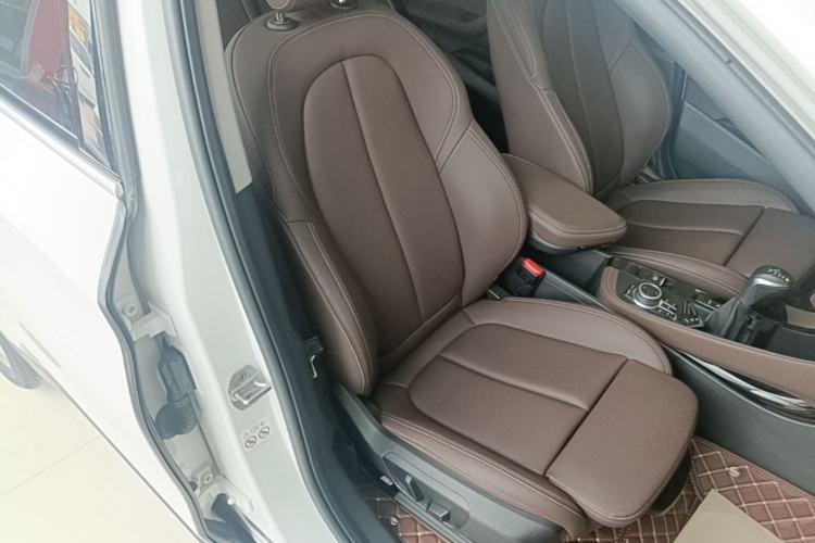 Used BMW X1 New Energy 2020 xDrive30Le Premium Edition Right Front Seat