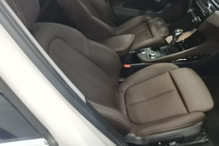 Used BMW X1 New Energy 2020 xDrive30Le Premium Edition Right Front Seat