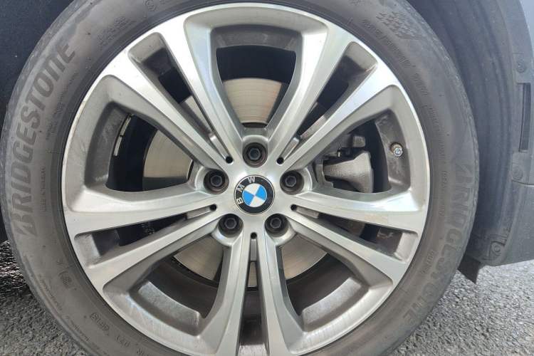 Used BMW X1 New Energy 2020 xDrive30Le Premium Edition Right Front Wheel Hub