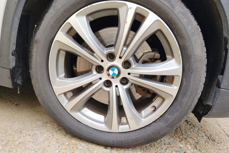 Used BMW X1 New Energy 2020 xDrive30Le Premium Edition Right Front Wheel Hub