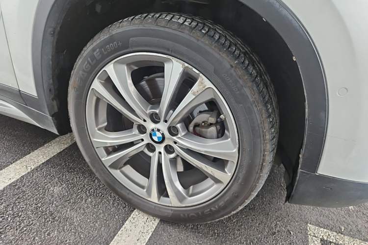 Used BMW X1 New Energy 2020 xDrive30Le Premium Edition Right Front Wheel Hub