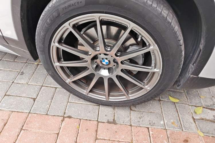 Used BMW X1 New Energy 2020 xDrive30Le Premium Edition Right Front Wheel Hub