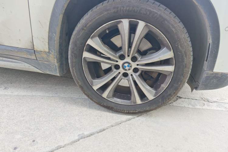 Used BMW X1 New Energy 2020 xDrive30Le Premium Edition Right Front Wheel Hub