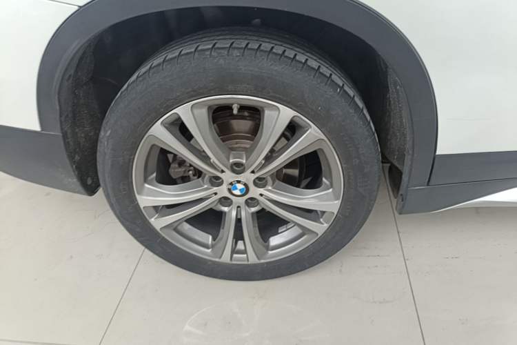 Used BMW X1 New Energy 2020 xDrive30Le Premium Edition Right Rear Wheel Hub