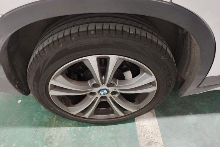 Used BMW X1 New Energy 2020 xDrive30Le Premium Edition Right Rear Wheel Hub