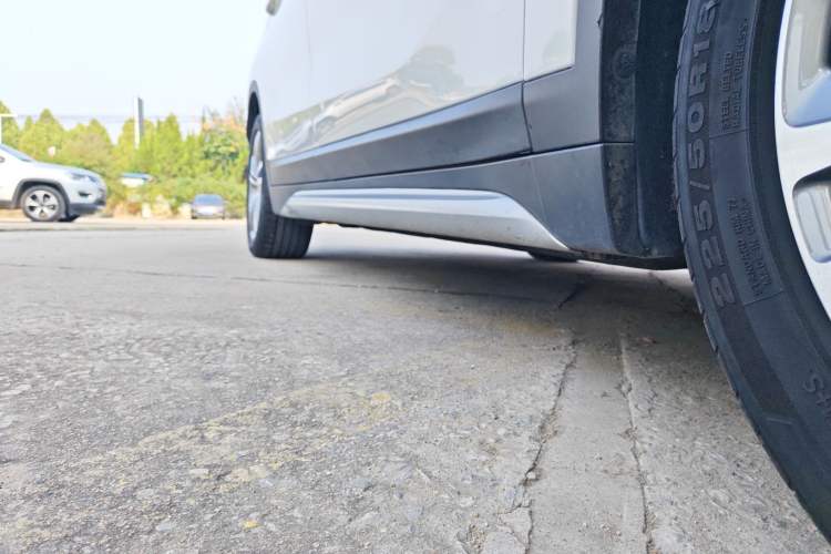 Used BMW X1 New Energy 2020 xDrive30Le Premium Edition Right Side Sill