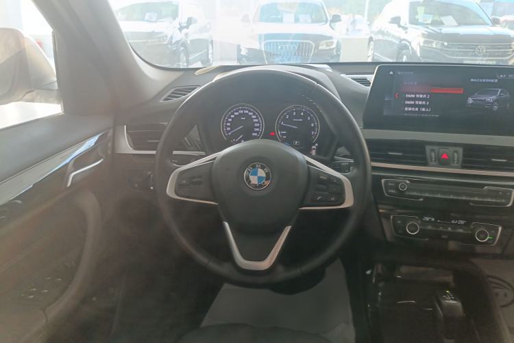 Used BMW X1 New Energy 2020 xDrive30Le Premium Edition Steering Wheel