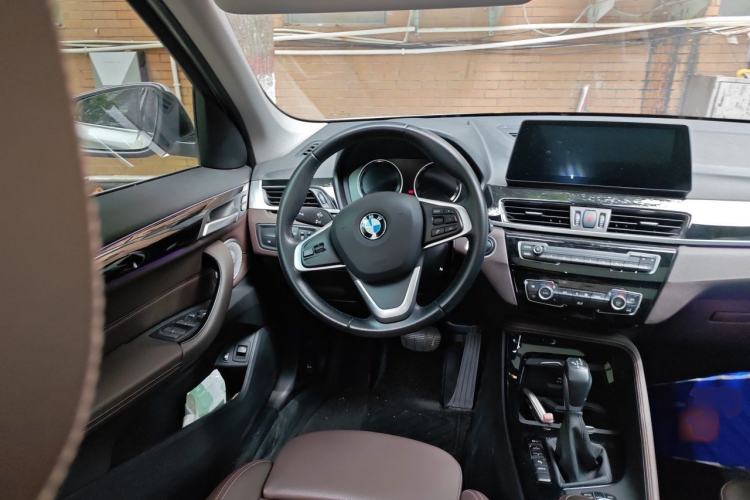 Used BMW X1 New Energy 2020 xDrive30Le Premium Edition Steering Wheel