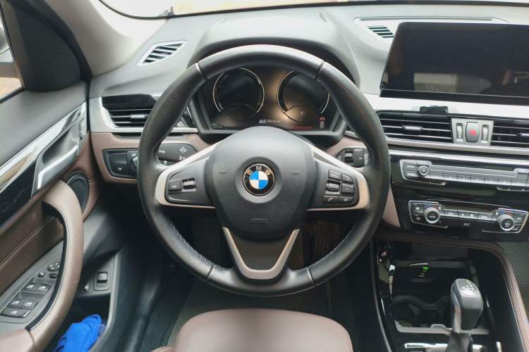 Used BMW X1 New Energy 2020 xDrive30Le Premium Edition Steering Wheel